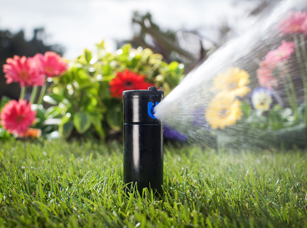 Hunter rotor sprinkler in action